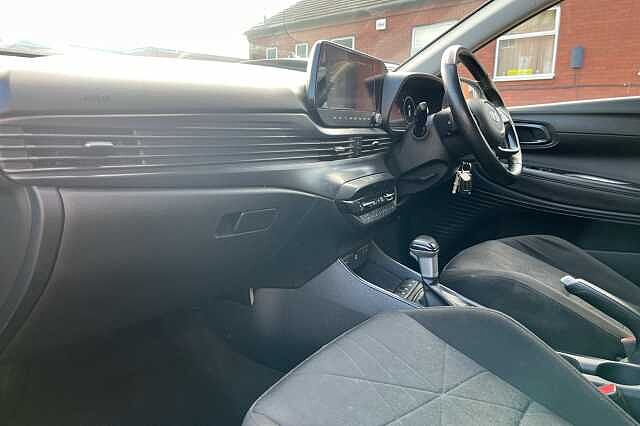 Hyundai BAYON 1.0 T-GDI 48Volt MHEV Premium 5dr DCT Black