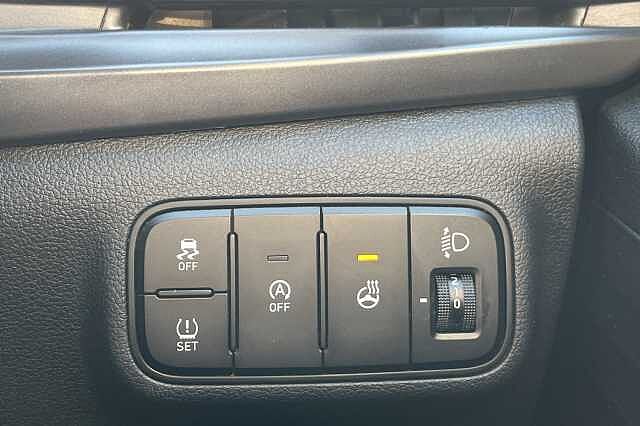 Hyundai BAYON 1.0 T-GDI 48Volt MHEV Premium 5dr DCT Black