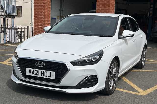 Hyundai i30 Fastback 1.4 T-GDI Premium 5dr DCT