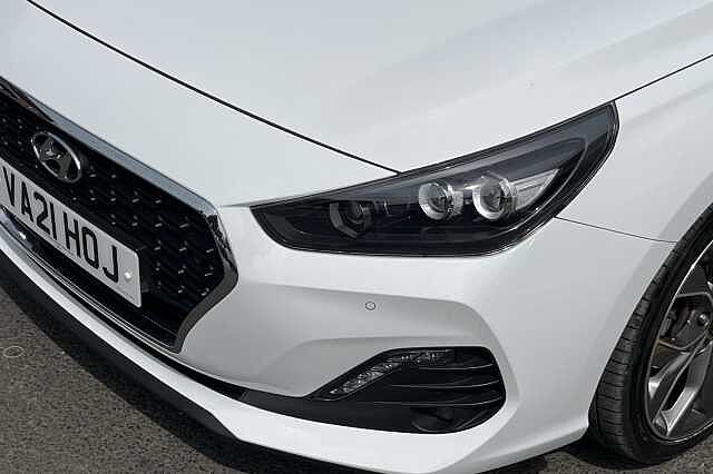 Hyundai i30 Fastback 1.4 T-GDI Premium 5dr DCT