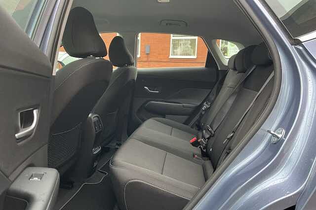 Hyundai KONA 65 kWh (218ps) Advance