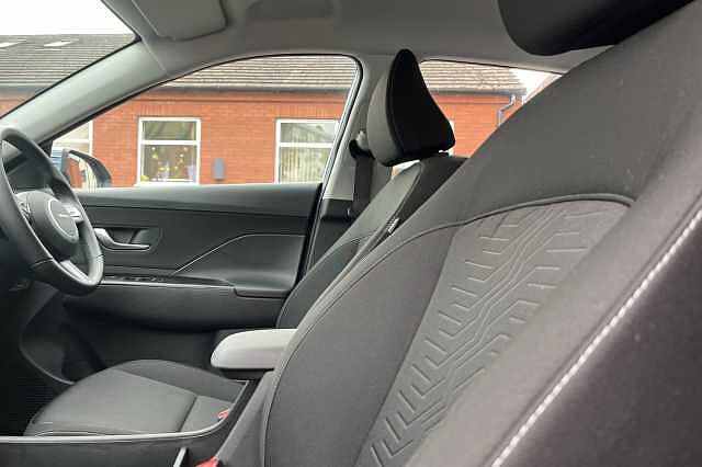 Hyundai KONA 65 kWh (218ps) Advance