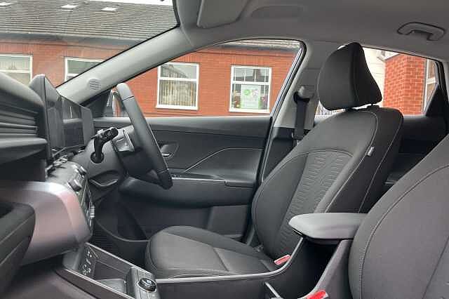 Hyundai KONA 65 kWh (218ps) Advance