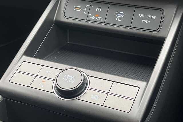 Hyundai KONA 65 kWh (218ps) Advance