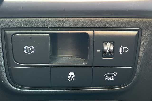 Hyundai TUCSON 1.6T 48Volt MHEV Premium 5dr DCT White