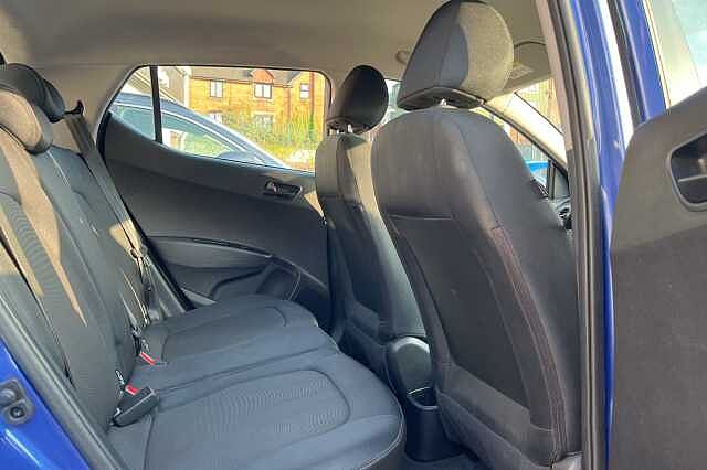 Hyundai i10 1.0 SE 5dr