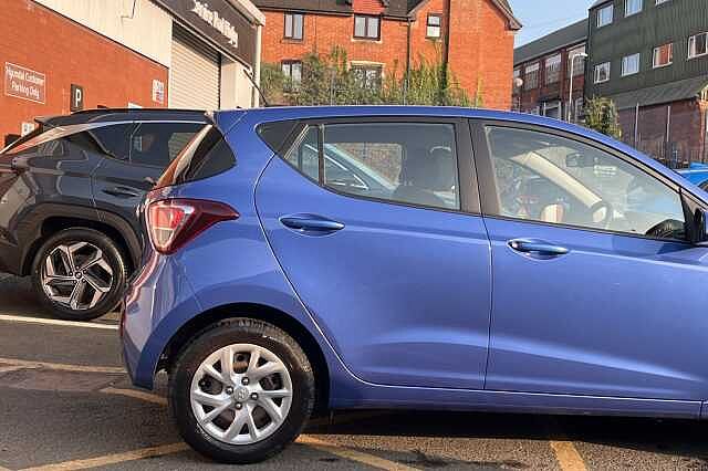 Hyundai i10 1.0 SE 5dr