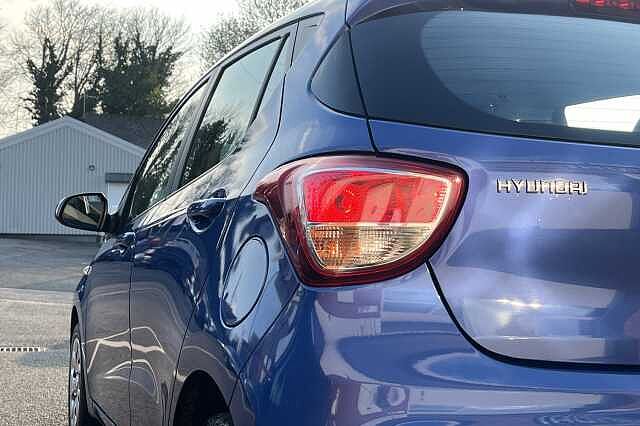 Hyundai i10 1.0 SE 5dr