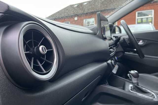 Hyundai KONA 1.6 GDi Hybrid Ultimate 5dr DCT Grey