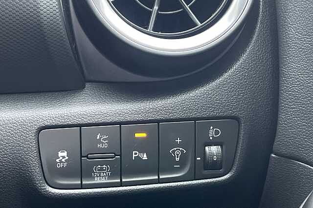 Hyundai KONA 1.6 GDi Hybrid Ultimate 5dr DCT Grey
