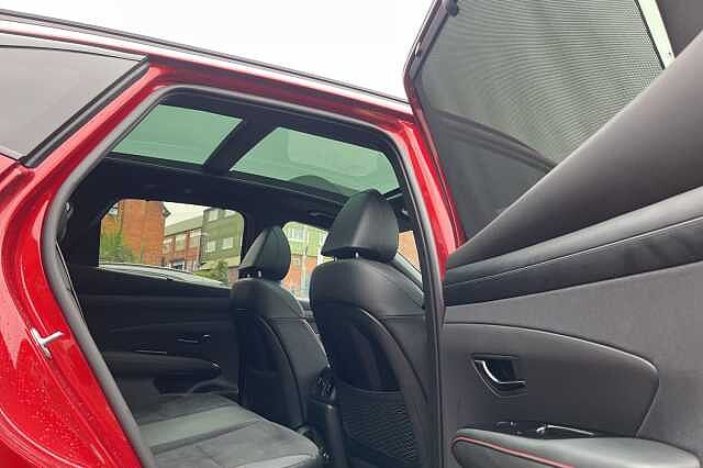 Hyundai TUCSON 1.6T Hybrid N Line S 5dr Auto Red