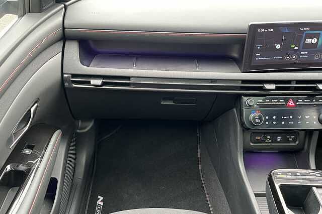 Hyundai TUCSON 1.6T Hybrid N Line S 5dr Auto Red