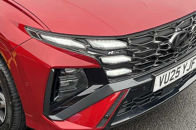Hyundai TUCSON 1.6T Hybrid N Line S 5dr Auto Red