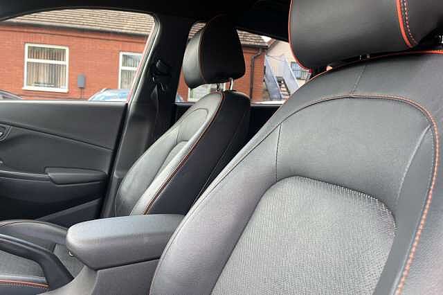 Hyundai KONA 1.0 T-GDi Blue Drive Premium SE 5dr