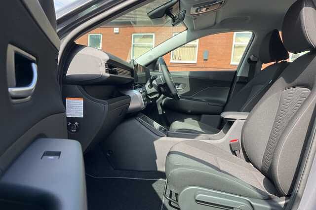 Hyundai KONA 65 kWh (218ps) Advance