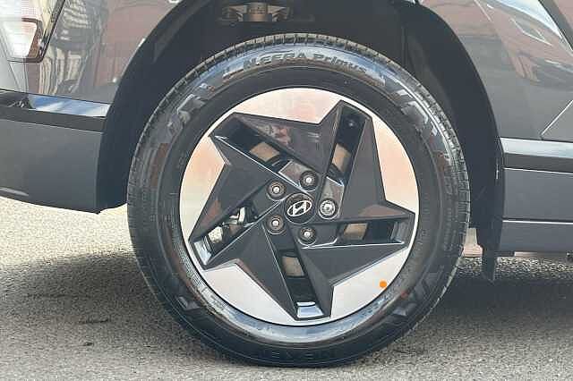 Hyundai KONA 65 kWh (218ps) Advance