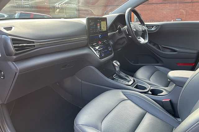Hyundai IONIQ 1.6 GDi Hybrid Premium SE 5dr DCT Blue