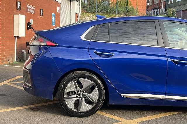 Hyundai IONIQ 1.6 GDi Hybrid Premium SE 5dr DCT Blue