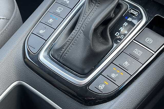 Hyundai IONIQ 1.6 GDi Hybrid Premium SE 5dr DCT Blue