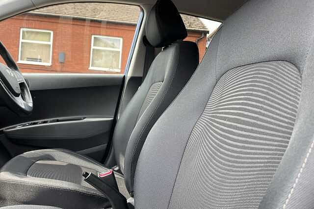 Hyundai i10 1.0 Play 5dr