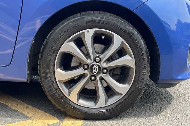 Hyundai i10 1.0 Play 5dr