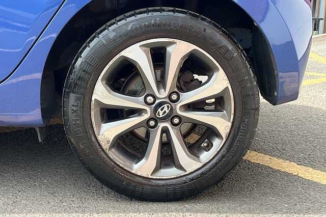 Hyundai i10 1.0 Play 5dr