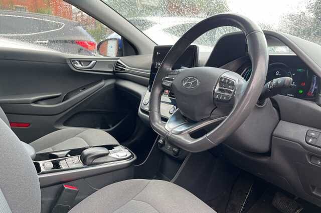 Hyundai IONIQ Premium 38kWh 5dr Auto