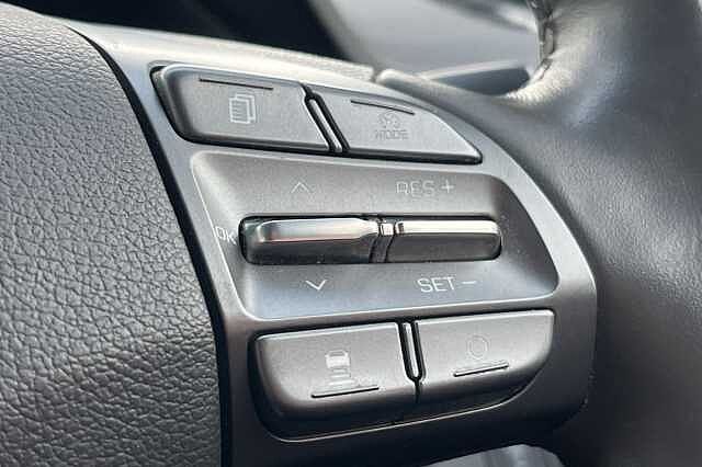 Hyundai IONIQ Premium 38kWh 5dr Auto