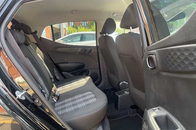 Hyundai I10 1.2 Premium 5dr Auto [Nav] Black