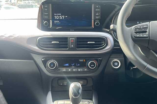 Hyundai I10 1.2 Premium 5dr Auto [Nav] Black