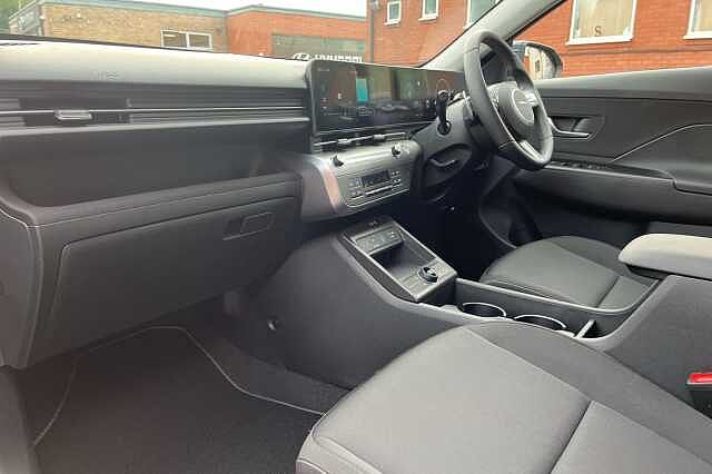 Hyundai KONA 65 kWh (218ps) Advance Grey