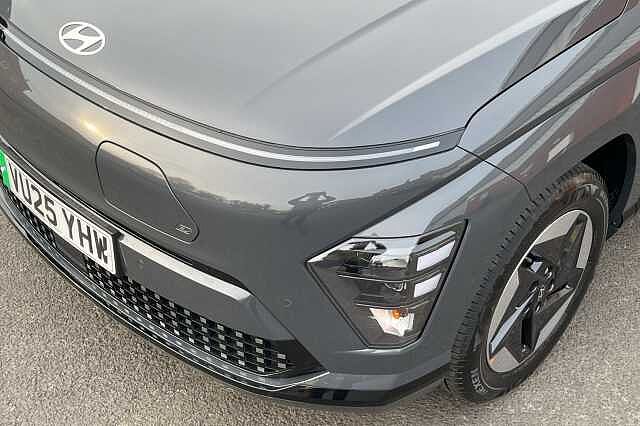 Hyundai KONA 65 kWh (218ps) Advance Grey