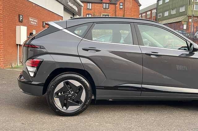 Hyundai KONA 65 kWh (218ps) Advance Grey