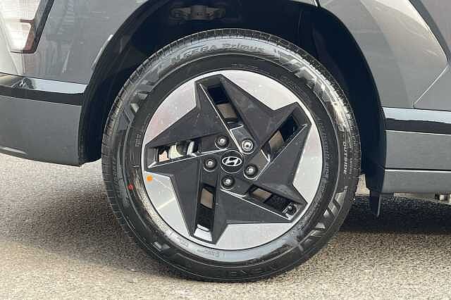 Hyundai KONA 65 kWh (218ps) Advance Grey