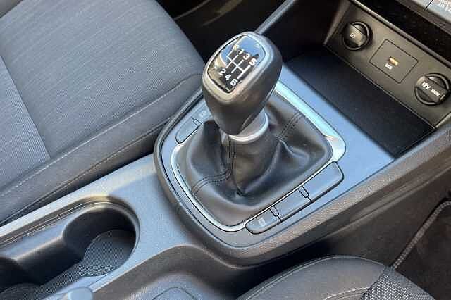 Hyundai KONA 1.0 T-GDi 48Volt MHEV SE Connect 5dr Blue