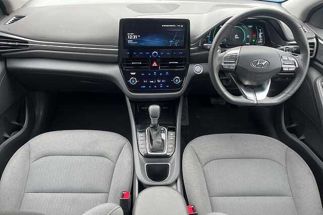 Hyundai IONIQ 1.6 GDi Hybrid Premium 5dr DCT