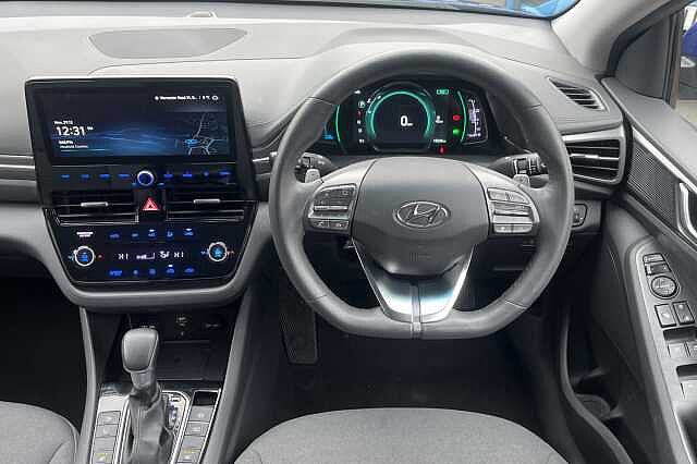 Hyundai IONIQ 1.6 GDi Hybrid Premium 5dr DCT