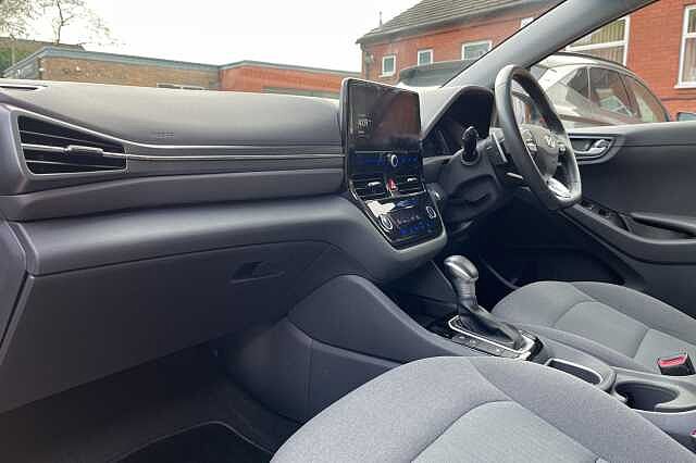 Hyundai IONIQ 1.6 GDi Hybrid Premium 5dr DCT