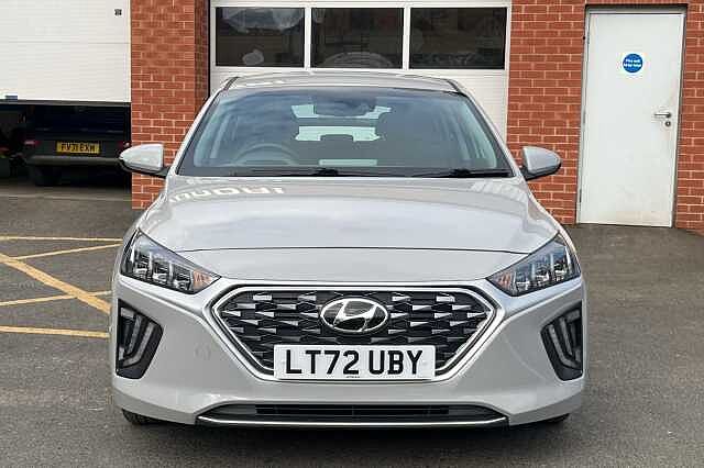 Hyundai IONIQ 1.6 GDi Hybrid Premium 5dr DCT