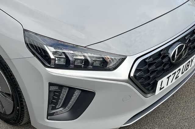 Hyundai IONIQ 1.6 GDi Hybrid Premium 5dr DCT