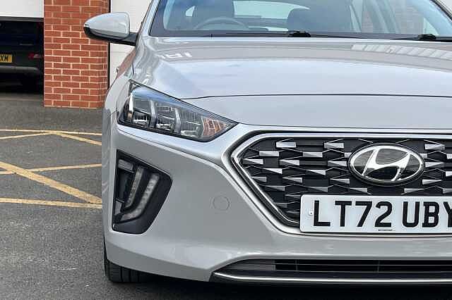 Hyundai IONIQ 1.6 GDi Hybrid Premium 5dr DCT