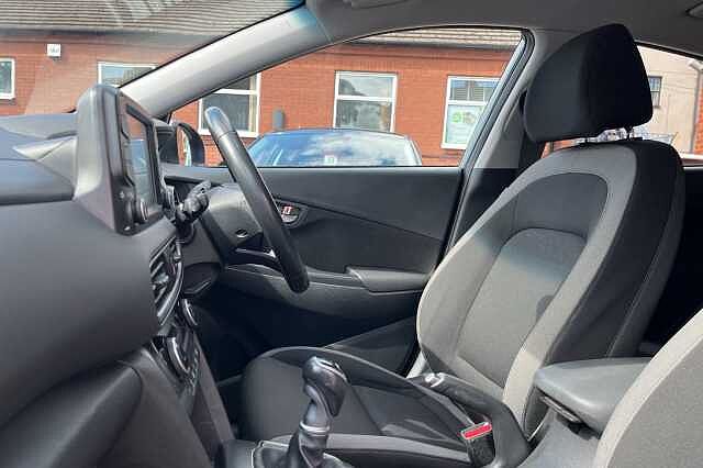 Hyundai KONA 1.0 T-GDi Blue Drive Premium 5dr