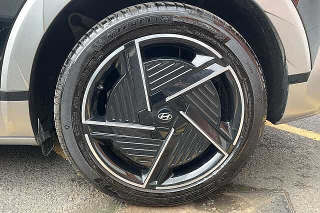 Hyundai IONIQ 5 Ultimate 84 kWh 5dr AWD Auto Black
