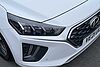 Hyundai IONIQ 1.6 GDi Plug-in Hybrid Premium SE 5dr DCT White