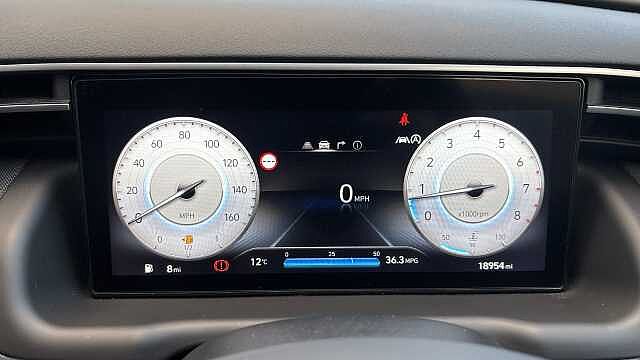 Hyundai TUCSON 1.6 TGDi SE Connect 5dr 2WD Petrol Estate Red