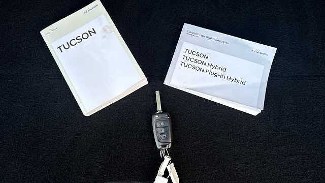 Hyundai TUCSON 1.6 TGDi SE Connect 5dr 2WD Petrol Estate Red