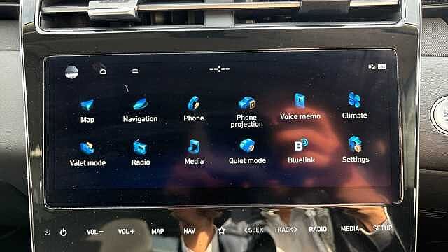 Hyundai TUCSON 1.6 TGDi Premium 5dr 2WD Petrol Estate Grey