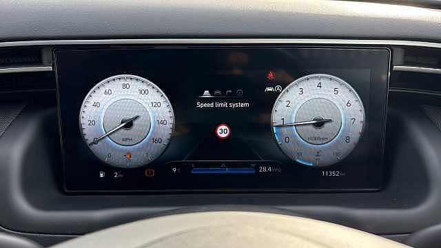 Hyundai TUCSON 1.6 TGDi Premium 5dr 2WD Petrol Estate Grey