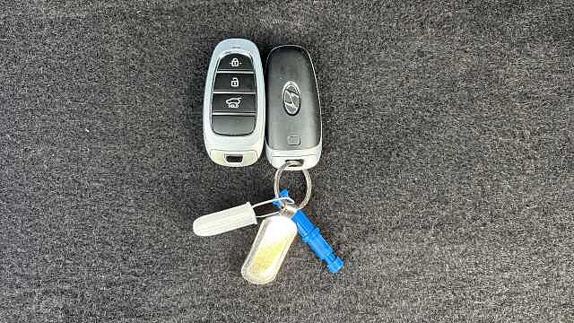 Hyundai TUCSON 1.6 TGDi Premium 5dr 2WD Petrol Estate Grey