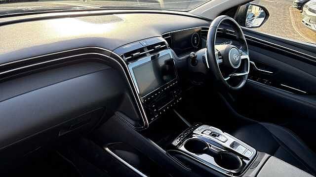 Hyundai TUCSON 1.6 TGDi Hybrid 230 Ultimate 5dr 2WD Auto Hybrid Estate Black